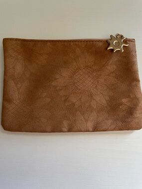 Ipsy makeup bag